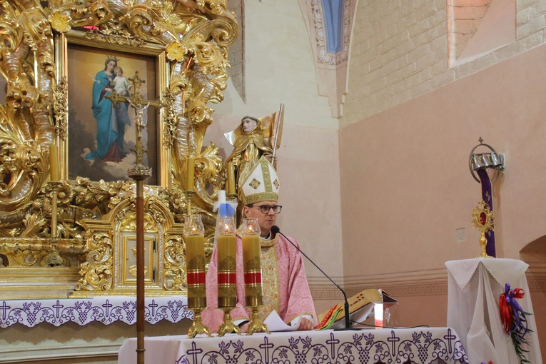 Rokicie. Wprowadzenie relikwii patronki parafii