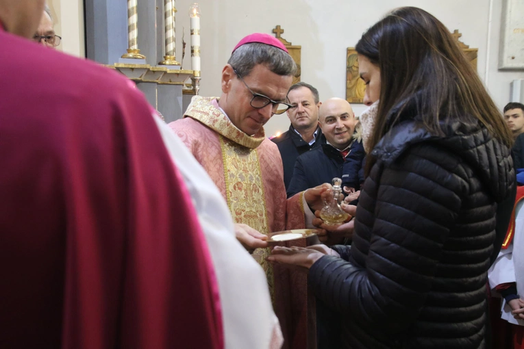 Rokicie. Wprowadzenie relikwii patronki parafii