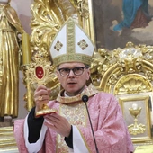 Rokicie. Wprowadzenie relikwii patronki parafii