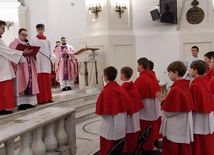 Ustanowienie starszych ministrantów