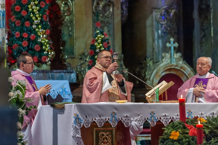 Dziennikarze złożyli hołd ks. Pawlaczkowi w 3. rocznicę śmierci