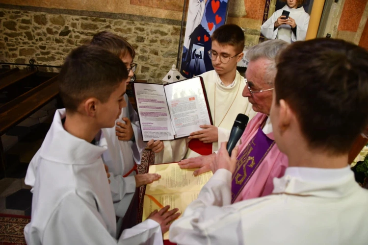 Czchów. Błogosławieństwo nowych lektorów
