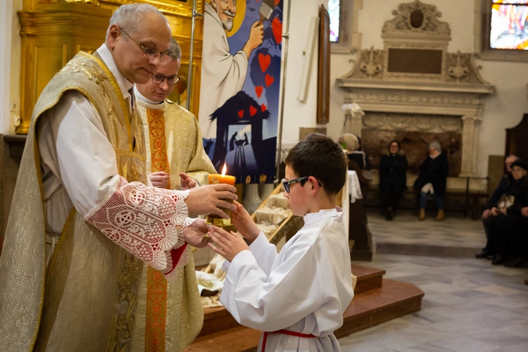 Tarnów. Błogosławieństwo nowych lektorów dekanatu Tarnów-Południe