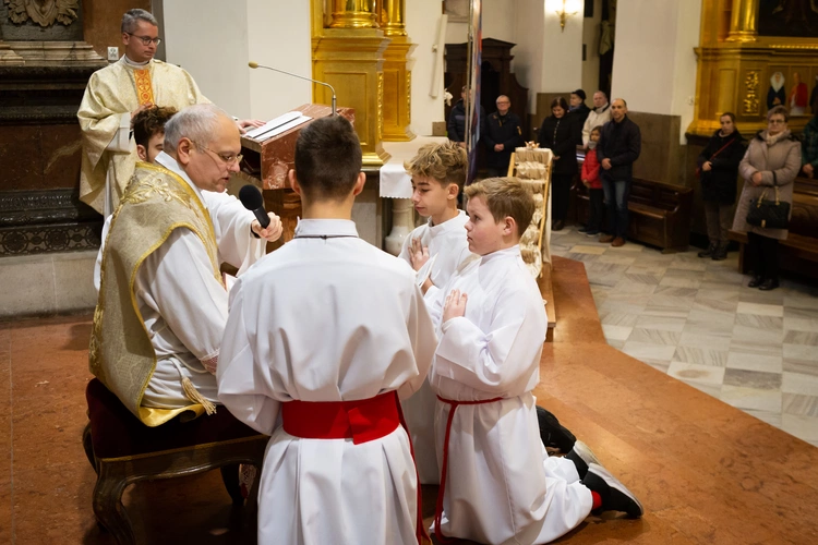 Tarnów. Błogosławieństwo nowych lektorów dekanatu Tarnów-Południe
