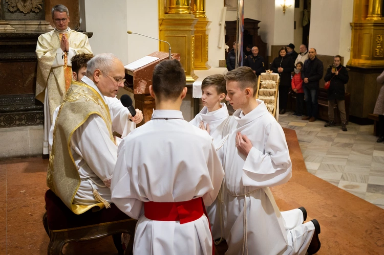 Tarnów. Błogosławieństwo nowych lektorów dekanatu Tarnów-Południe