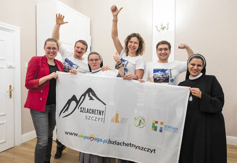 Każdy ma swoją Aconcaguę. Młodzi zapaleńcy zdobywają Koronę Ziemi i pomagają potrzebującym