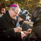 	Wieczerze gromadzące najuboższych z całego Trójmiasta rozpoczynają się od składania życzeń.