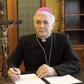 	Biskup Marek święcenia biskupie przyjął 6 stycznia 2015 roku w katedrze Chrystusa Króla w Katowicach.