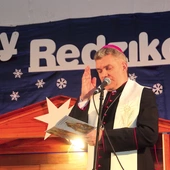 Biskup Zieliński pobłogosławił opłatki wigilijne. 