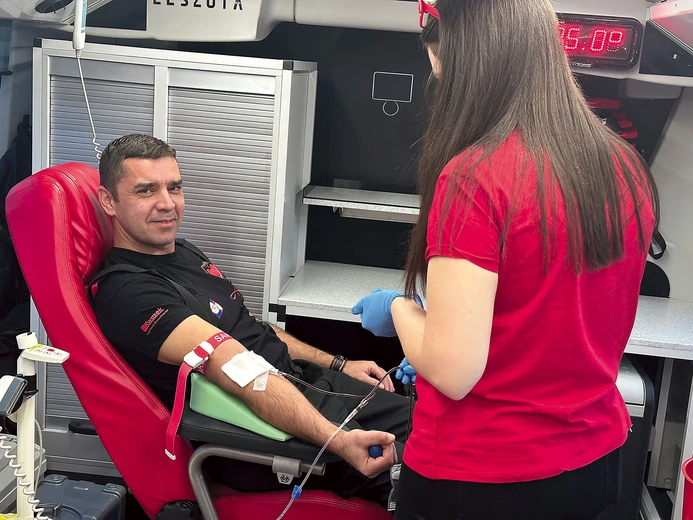 40 osób oddało łącznie 18 litrów życiodajnego płynu.