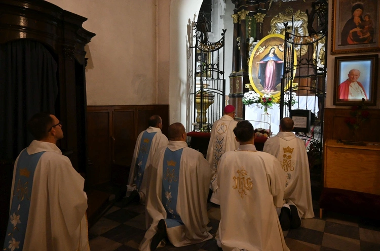 Przekazanie Betlejemskiego Światła Pokoju