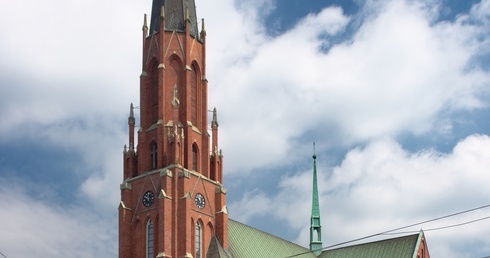 Tam, gdzie biskup pozostał proboszczem. W Mysłowicach w kościele NSPJ