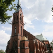 Tam, gdzie zrodziła się oaza.  Z wizytą w kościele św. Jerzego w Rydułtowach