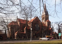 Któż jak Bóg?  W Michałkowicach