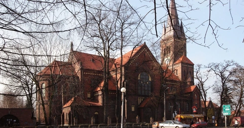 Któż jak Bóg?  W Michałkowicach