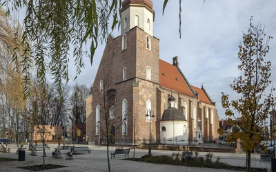 Ogień nie strawi cię, nie spłoniesz. Z wizytą u św. Jakuba i Filipa w Żorach