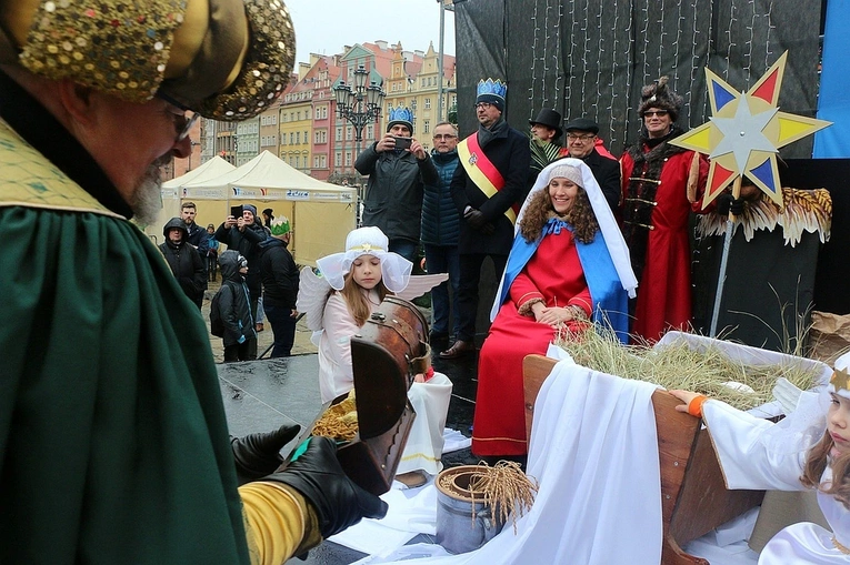 Wrocławski Orszak Trzech Króli 2025. Z Bolesławem Chrobrym, bł. Carlem Acutisem i Arką Noego