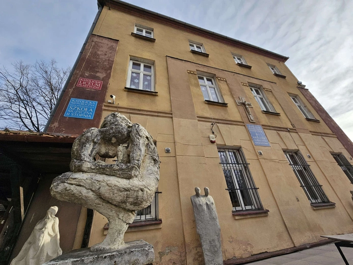 Rocznica katolickich szkół w Nowym Sączu