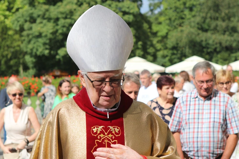 Ks. infułat Konrad Kołodziej (1938-2024)