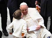 Papież do młodych z Akcji Katolickiej: nie zapominajcie o potrzebujących rówieśnikach