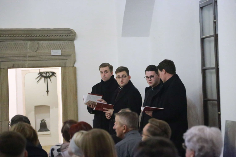 Pięć rzeźb wróciło z konserwacji