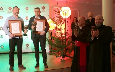 Złote Kule i podziękowania dla przyjaciół