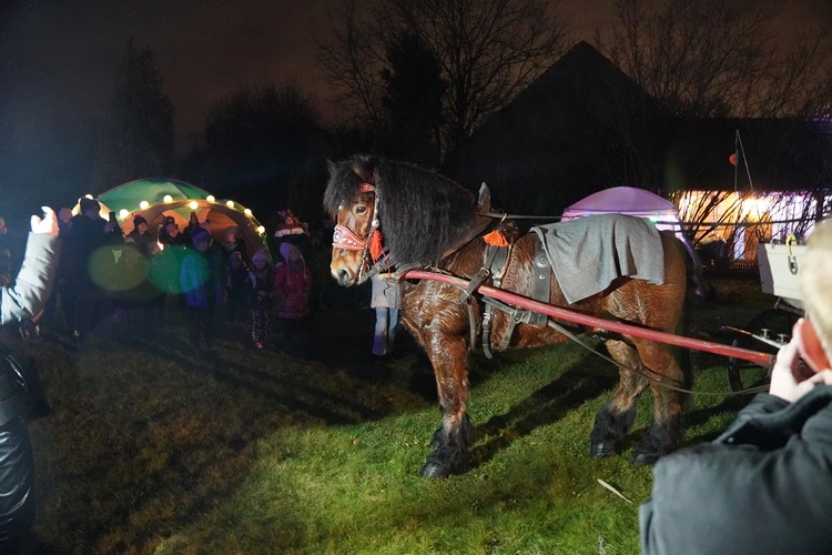 Wrocław-Pracze Odrzańskie. Św. Mikołaj w parafii pw. św. Anny