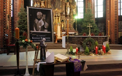 Pogrzeb ks. infułata Konrada Kołodzieja 