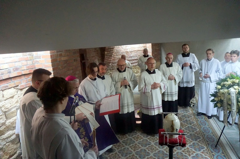 Pogrzeb ks. infułata Konrada Kołodzieja