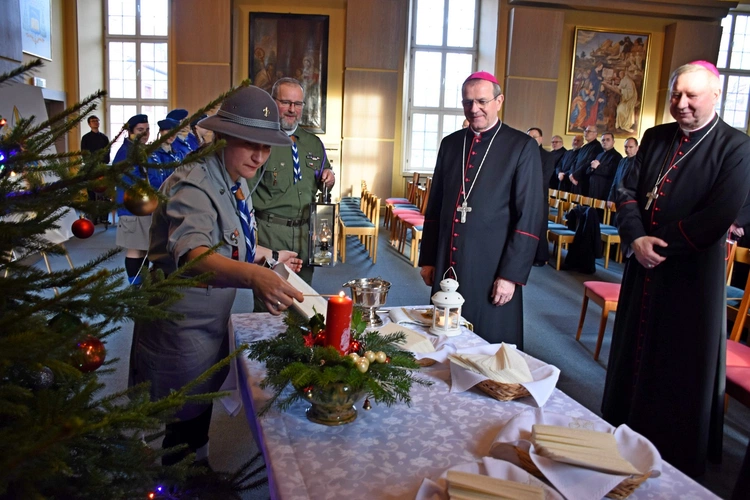 Spotkanie opłatkowe kapłanów i osób konsekrowanych archidiecezji gdańskiej 