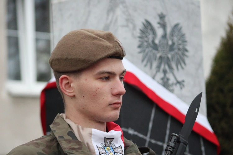 Ciechanów. Upamiętnienie ofiar obozu NKWD