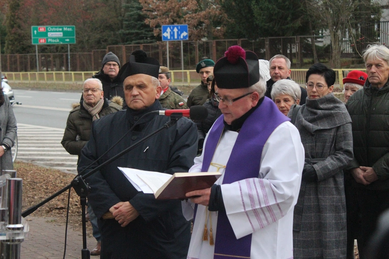 Ciechanów. Upamiętnienie ofiar obozu NKWD