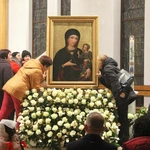 Łososina Dolna. Uroczyste wprowadzenie obrazu Matki Bożej Pocieszenia