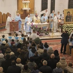 Łososina Dolna. Uroczyste wprowadzenie obrazu Matki Bożej Pocieszenia