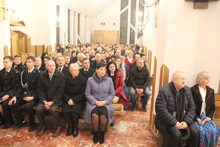 Łososina Dolna. Uroczyste wprowadzenie obrazu Matki Bożej Pocieszenia