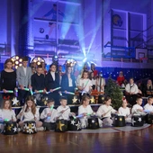 Rodzinne kolędowanie w PSP 33