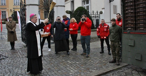 Tysiąc paczek na święta dla osób w kryzysie bezdomności 