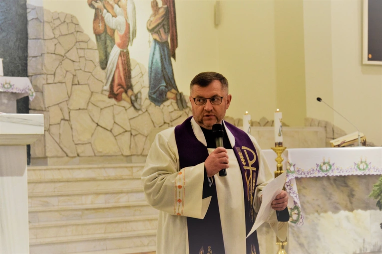 Głównym celem Parafialnego Konkursu Sopek Bożonarodzeniowych jest aktywizacja rodzin i dzieci poprzez wspólne tworzenie szopek, pokazujące rodzinne talenty i łączność z tajemnicą Bożego Narodzenia.
