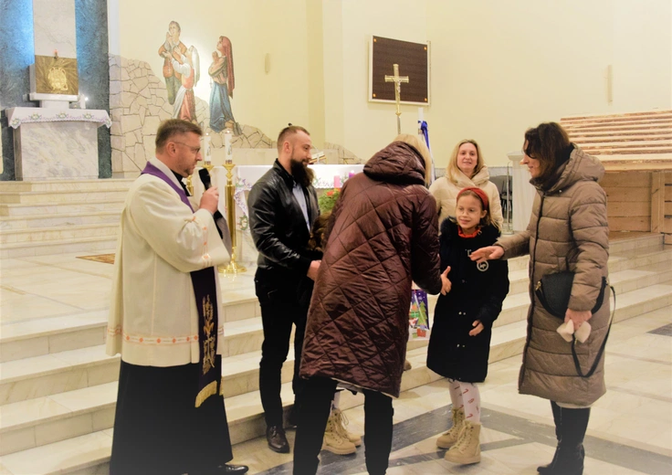 Głównym celem Parafialnego Konkursu Sopek Bożonarodzeniowych jest aktywizacja rodzin i dzieci poprzez wspólne tworzenie szopek, pokazujące rodzinne talenty i łączność z tajemnicą Bożego Narodzenia.