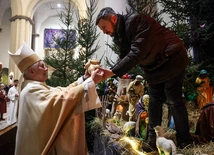 - Ucichnijmy. Odnajdźmy ten ład, który pomoże nam żyć jak wiernym wyznawcom Słowa, które stało się Ciałem - zachęcał bp. Marek.