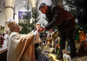 - Ucichnijmy. Odnajdźmy ten ład, który pomoże nam żyć jak wiernym wyznawcom Słowa, które stało się Ciałem. Usłyszmy to Słowo - apelował bp Marek.