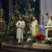Abp Skworc: Chrystus nieustannie zstępuje z nieba w każdej Eucharystii