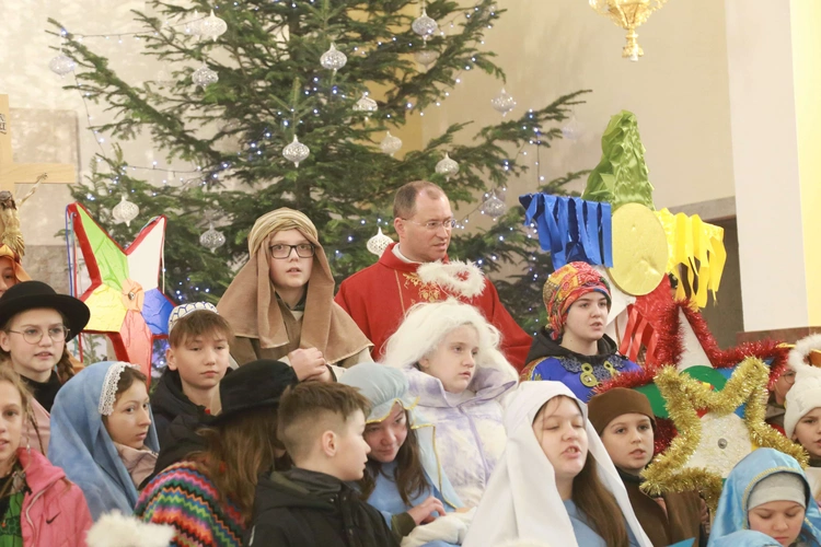 Posłanie kolędników misyjnych w Szymbarku