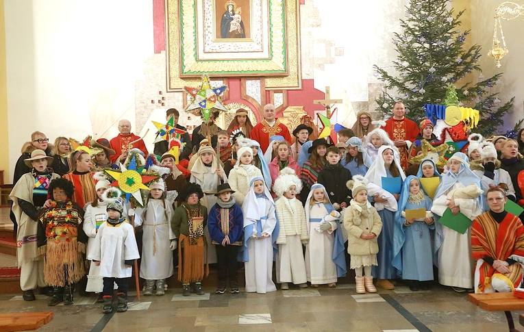 Posłanie kolędników misyjnych w Szymbarku