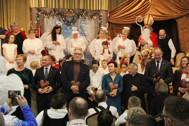 Rzepiennik Strzyżewski. 10 lat Stowarzyszenia "Wszystkie Dzieci Nasze Są"