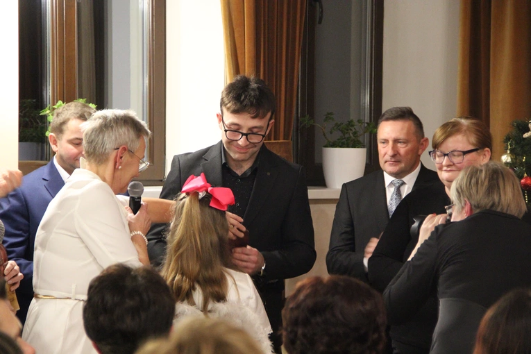 Rzepiennik Strzyżewski. 10 lat Stowarzyszenia "Wszystkie Dzieci Nasze Są"