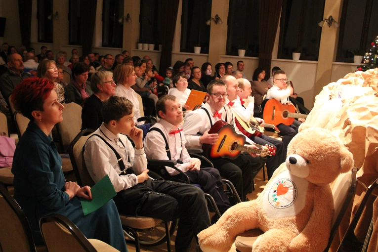 Rzepiennik Strzyżewski. 10 lat Stowarzyszenia "Wszystkie Dzieci Nasze Są"