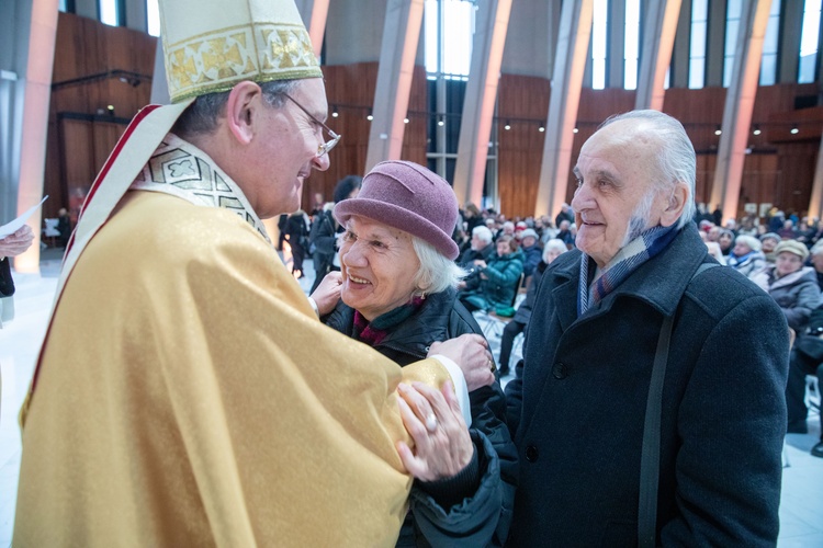 Błogosławieństwo jubilatów w Świątyni Opatrzności Bożej, cz. 1