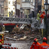 Burmistrz Cieszyna: poszukiwane są dwie osoby z zawalonej kamienicy