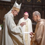 Wręczenie dekretów kustoszom i proboszczom kościołów jubileuszowych